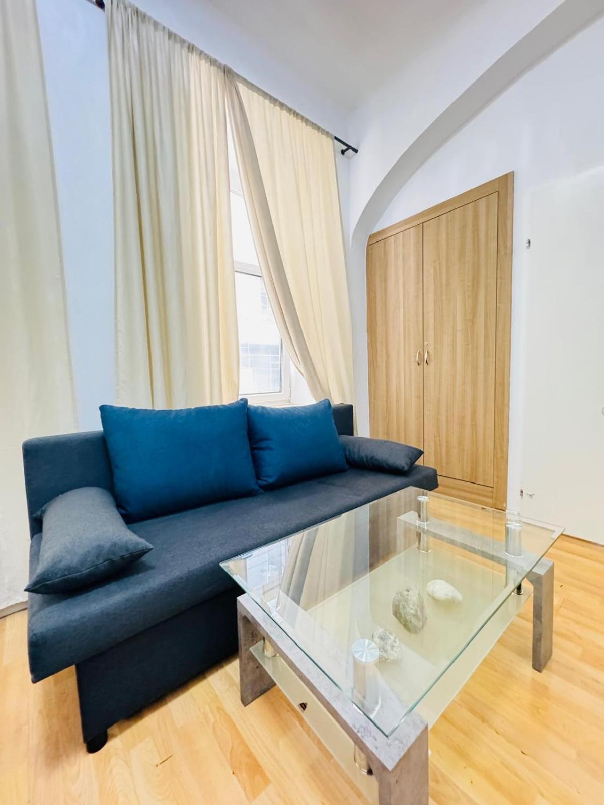 Comfy Rooms In A Shared Apt, 8Min To Rathausplatz Wien Exterior foto
