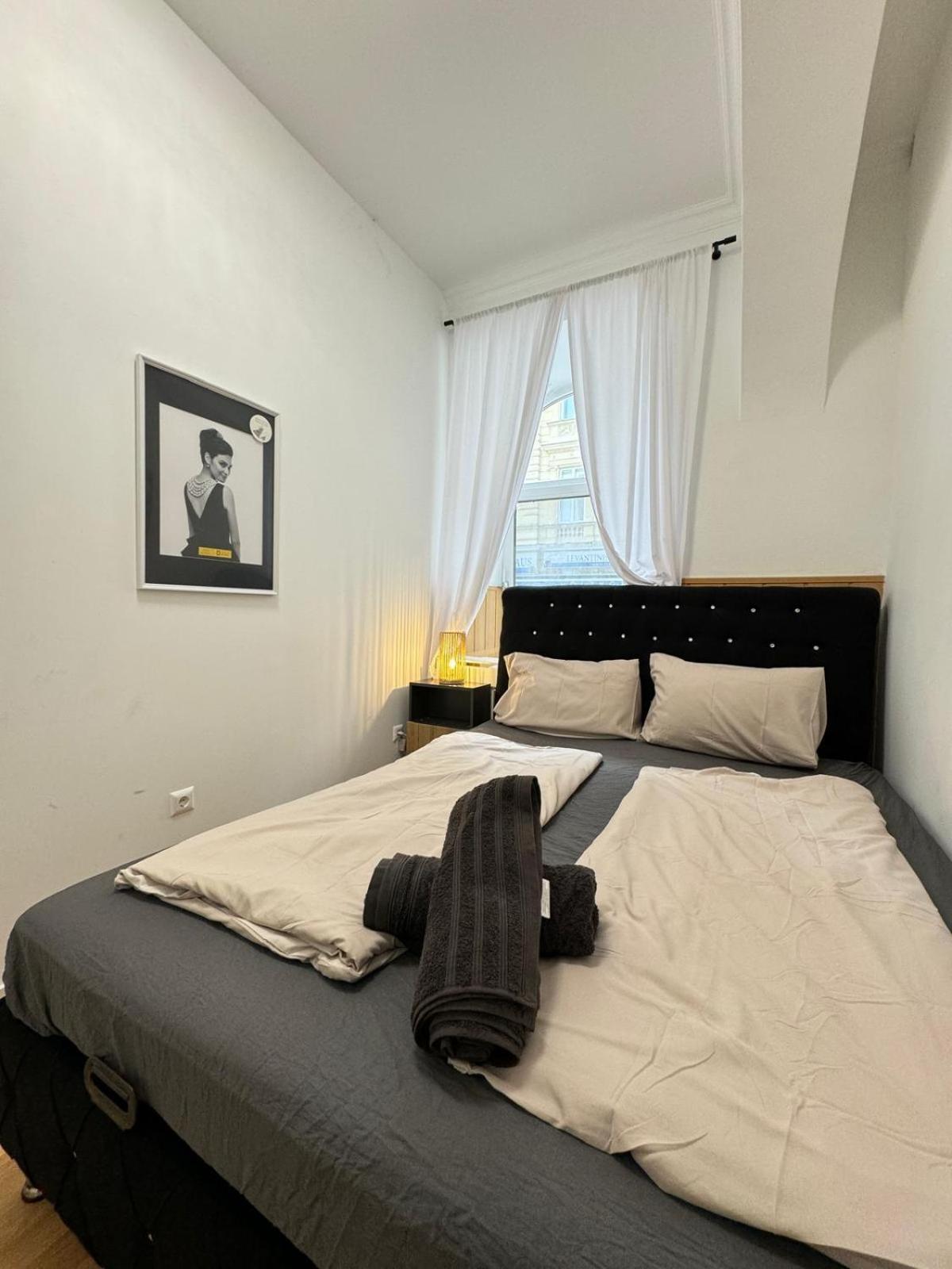 Comfy Rooms In A Shared Apt, 8Min To Rathausplatz Wien Exterior foto